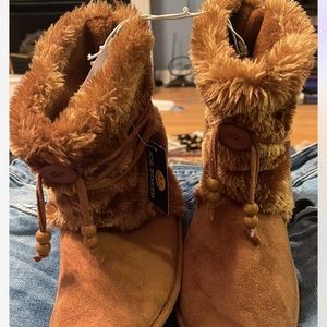 I have 5 pairs of size 18 American eagle pants and a pair of shoes size 7/8